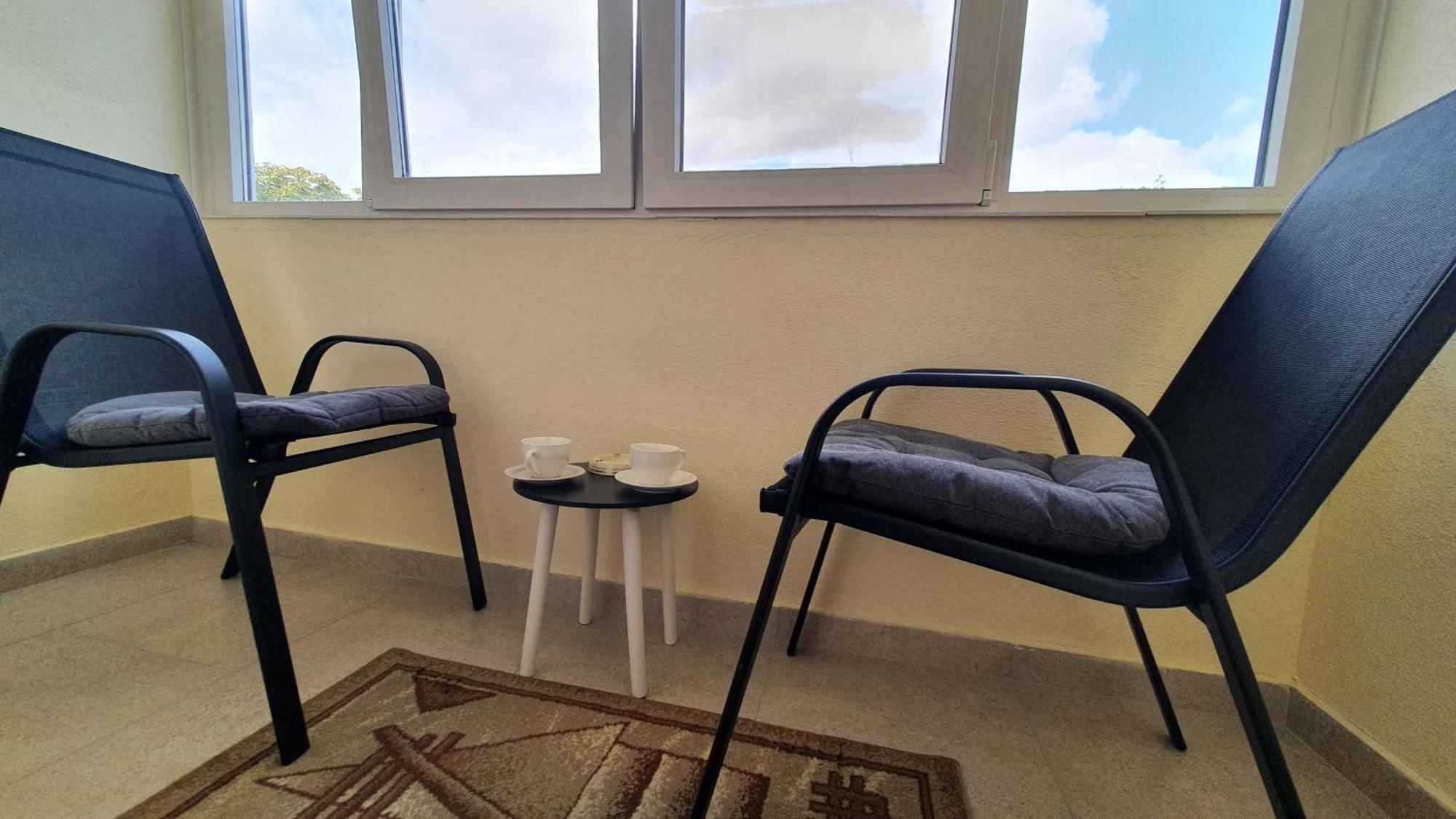 Ferienwohnung Apartament Estera Oradea Exterior foto
